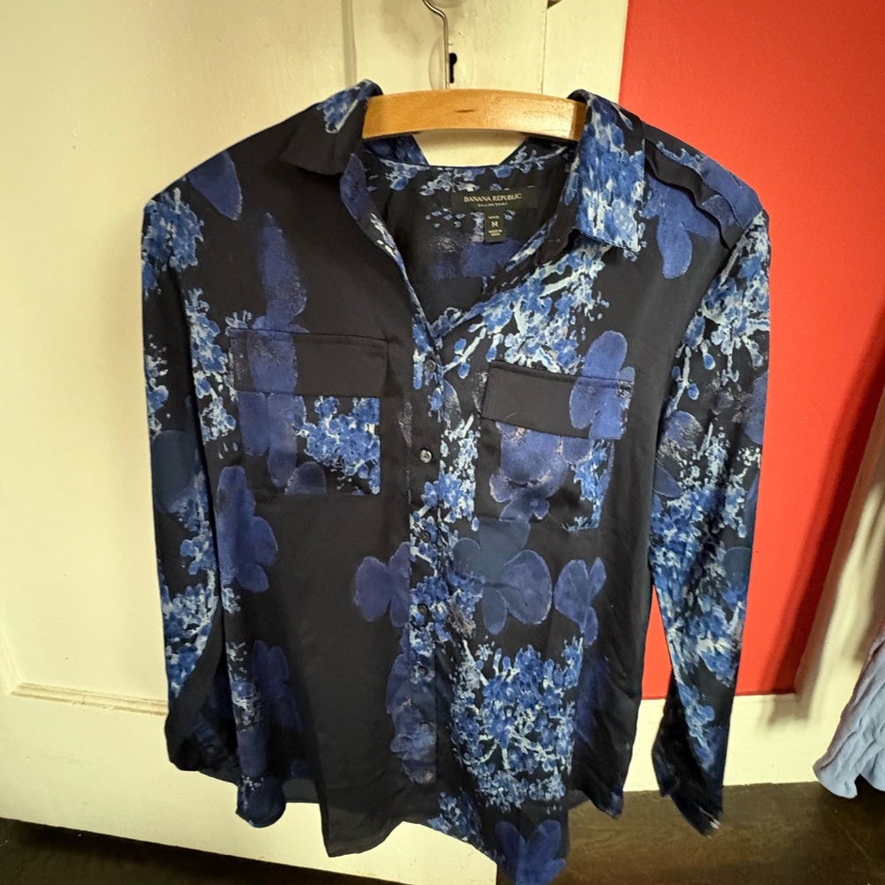 Banana Republic Floral Button-Up Dillon Shirt in Blue and Black